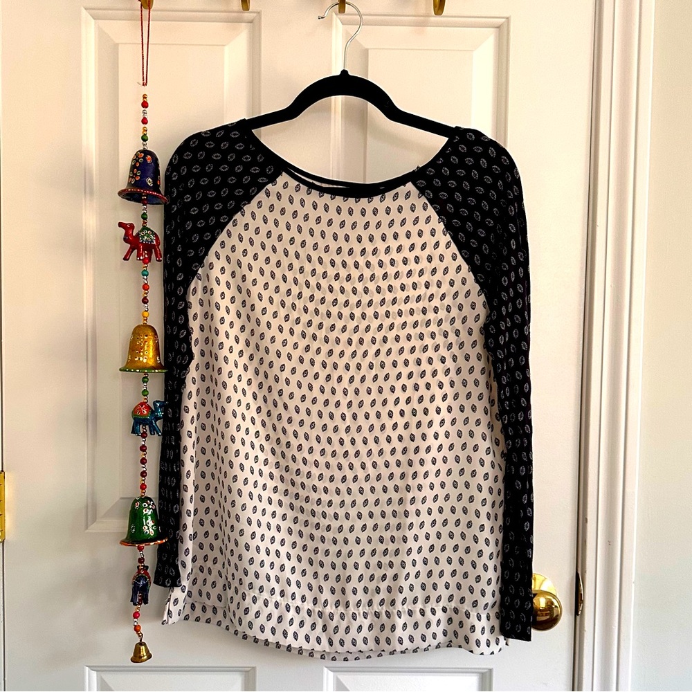 Ann Taylor LOFT Navy/White Blouse, XS